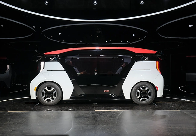 the-rise-of-robo-taxis-UAEs-autonomous-revolution